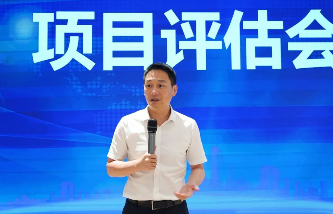 放大項(xiàng)目開發(fā)量，提振發(fā)展精氣神！9月上旬，集團(tuán)共34個(gè)優(yōu)質(zhì)投資選址項(xiàng)目通過(guò)評(píng)估