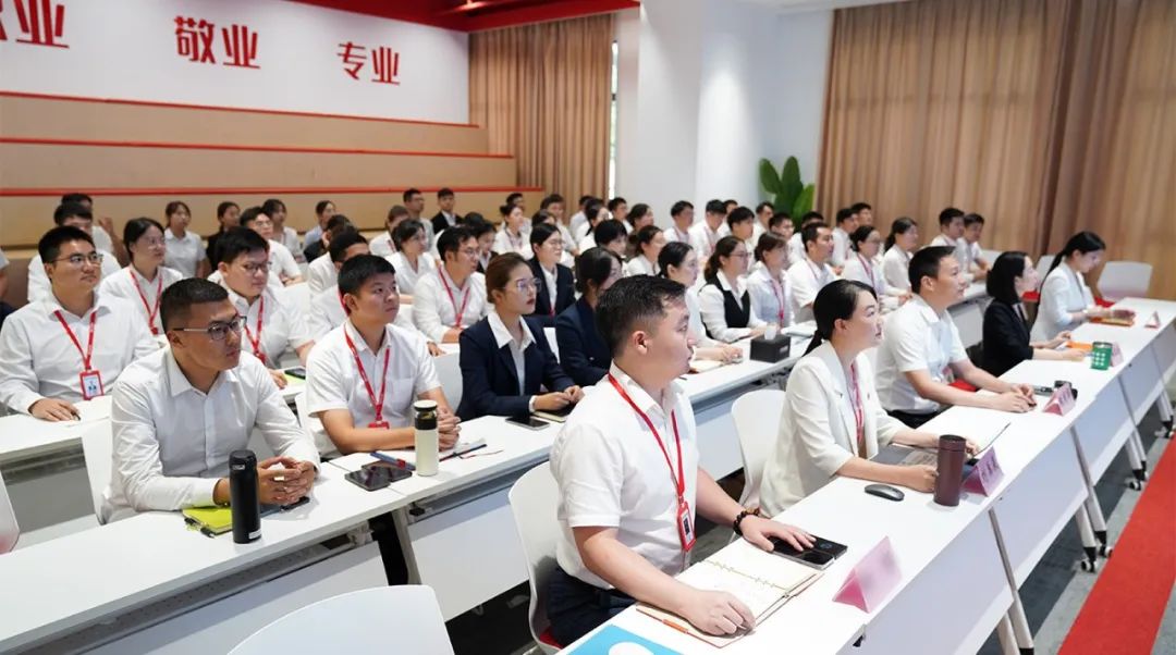 放大項(xiàng)目開發(fā)量，提振發(fā)展精氣神！9月上旬，集團(tuán)共34個(gè)優(yōu)質(zhì)投資選址項(xiàng)目通過(guò)評(píng)估